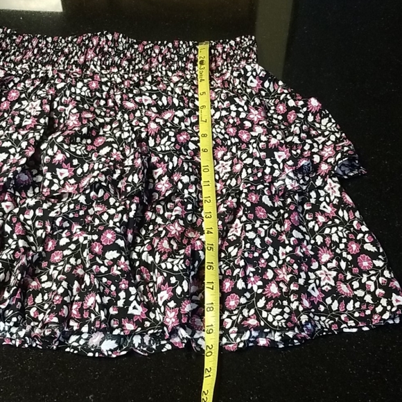 Tiered Ruffled Skirt - Picture 6 of 7